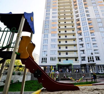 Молодежное строительство в Украине: за год квартиры получили 568 семей 12