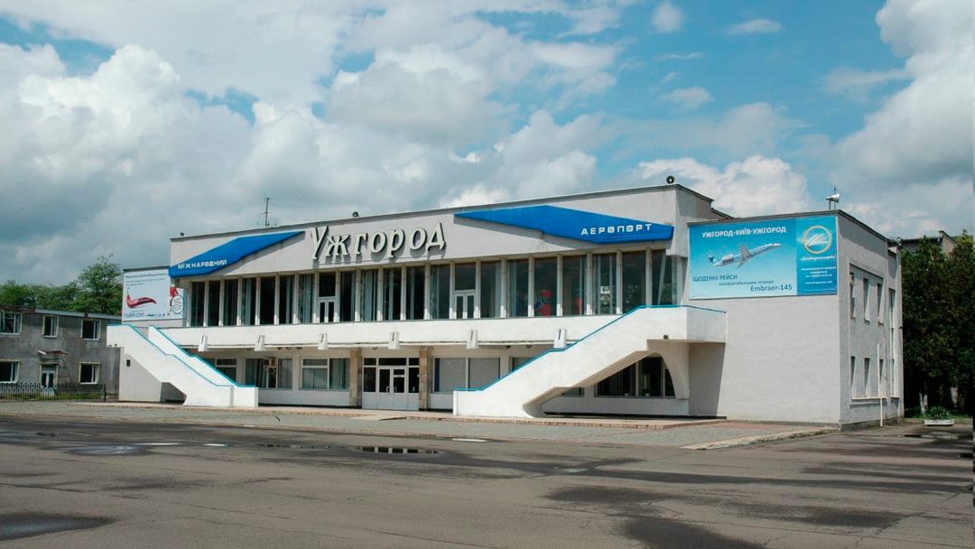 В Ужгороде до конца года восстановит работу международный аэропорт 4
