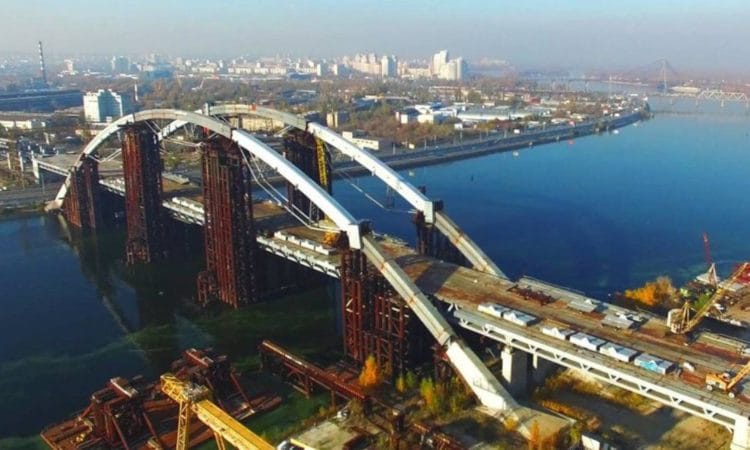 Мэр Киева рассказал о строительстве мостов и метро 12 Мэр Киева рассказал о строительстве мостов и метро 11