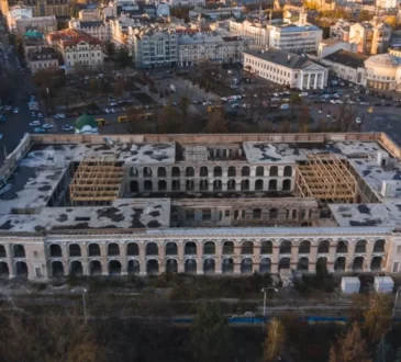 Гостиный двор. Гостиний двір