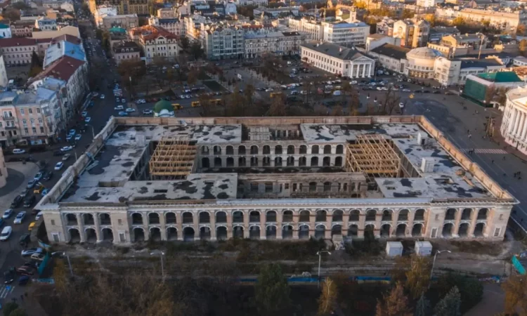 Как будут ремонтировать Гостиный двор в столице 19 Гостиный двор. Гостиний двір